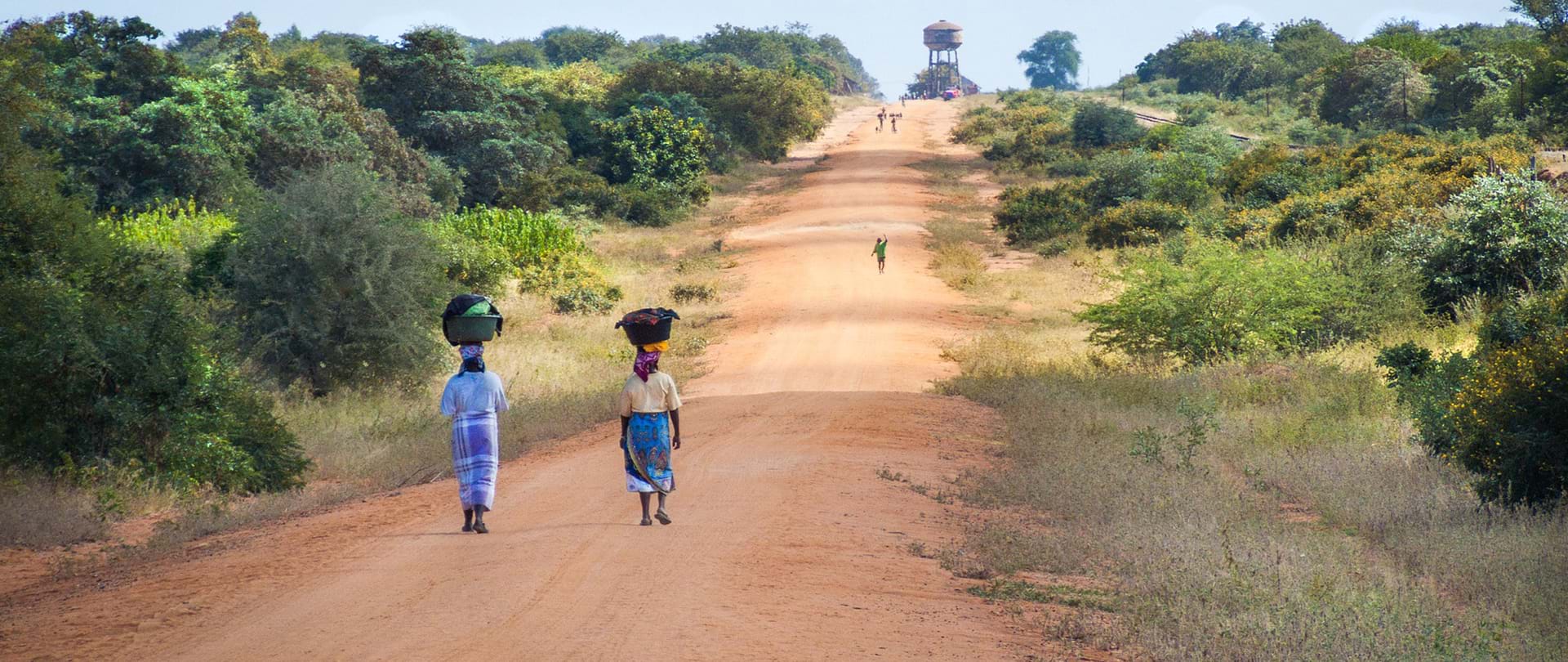 Trans-border adventure; South Africa, Mozambique; game viewing; idyllic