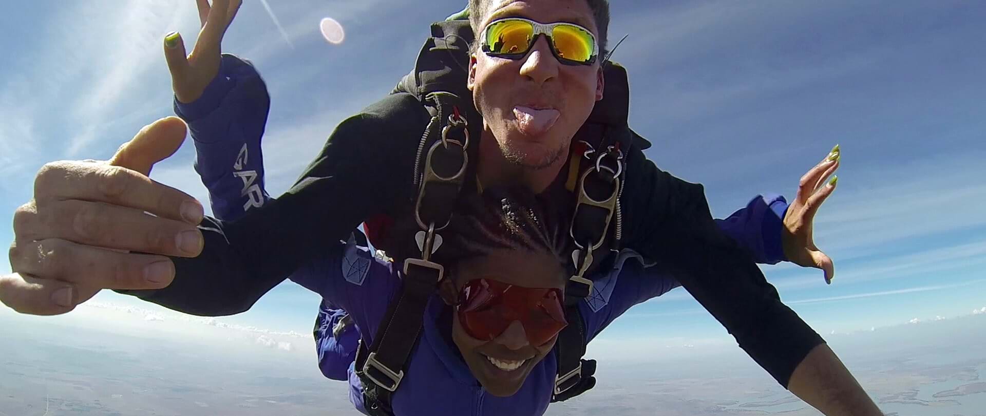 Skydiving in South Africa A Thrill Seeker’s Paradise (GL)