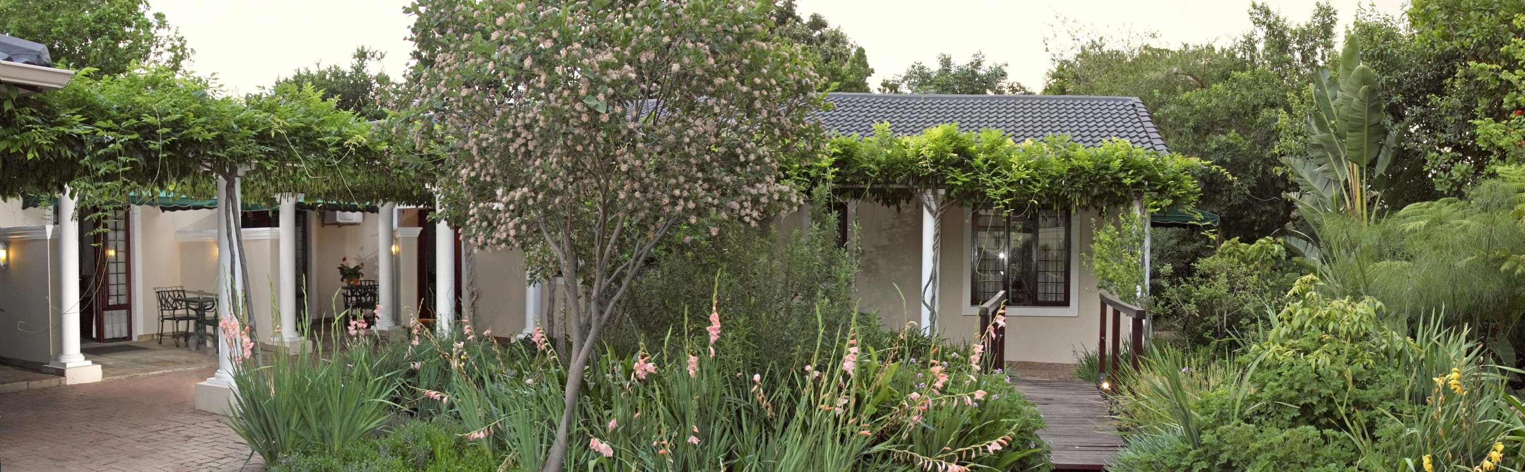 Cascades Guest House Gauteng (GL)