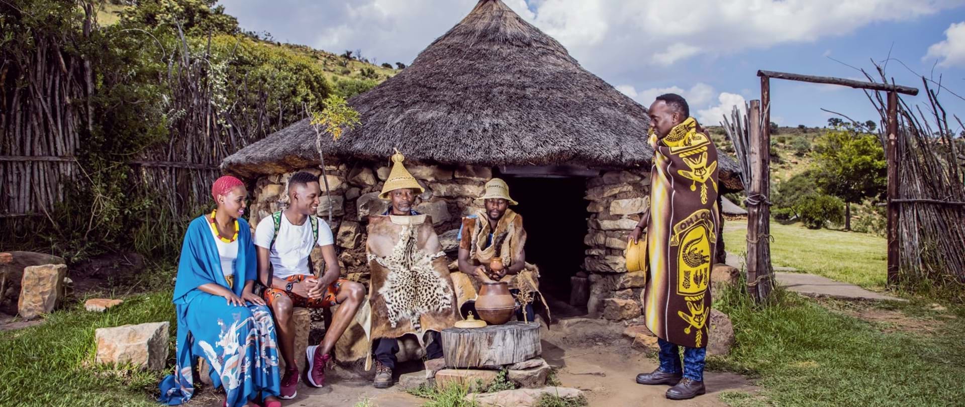 Basotho Cultural Village Geeft Bezoekers Een Kijkje In Het Traditionele basotho-cultural-village-geeft-bezoekers-een-kijkje-in-het-traditionele